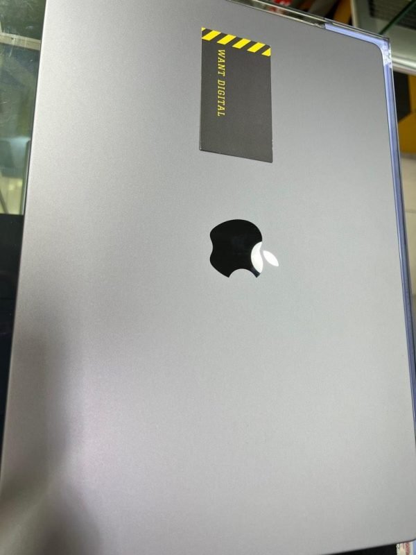 2021 99 New MacBook Pro M1 Max 5