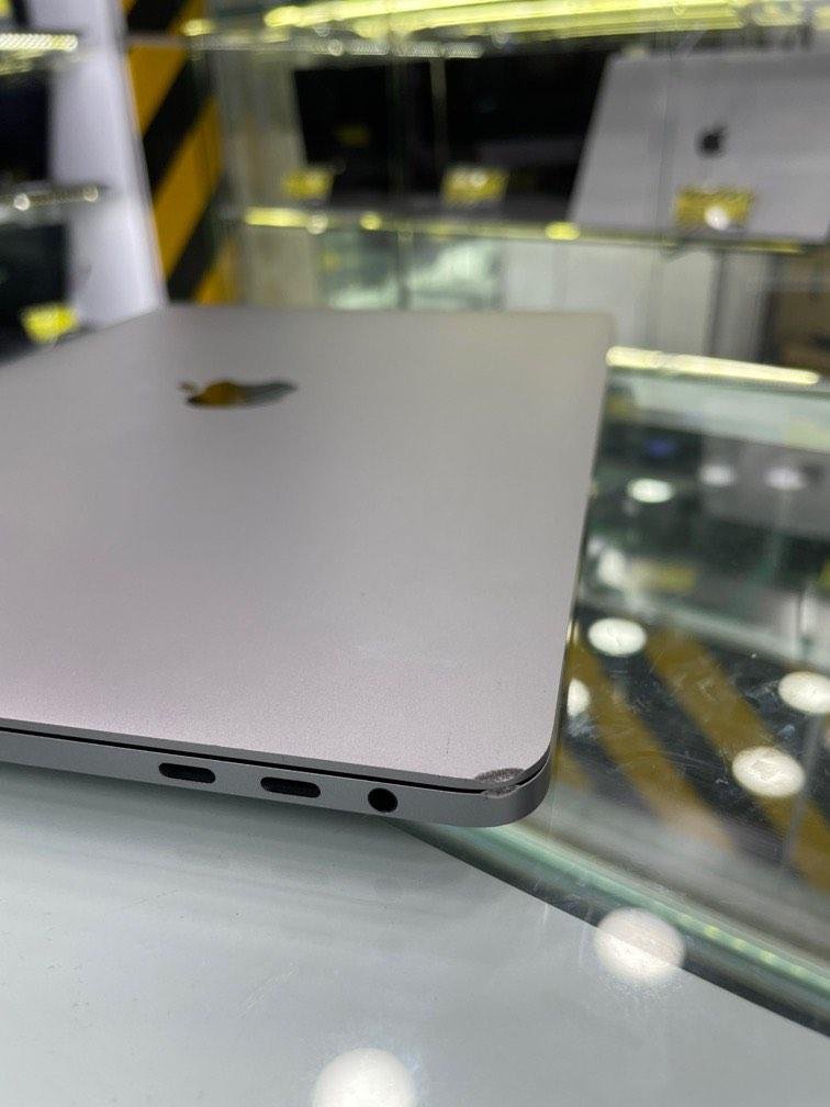 MacBook Pro 13 2018 16GB Ram 512GB4