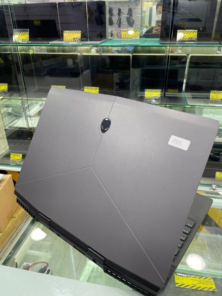 Alienware M15 P79F Gaming Laptop i7 16GB GTX1060 2