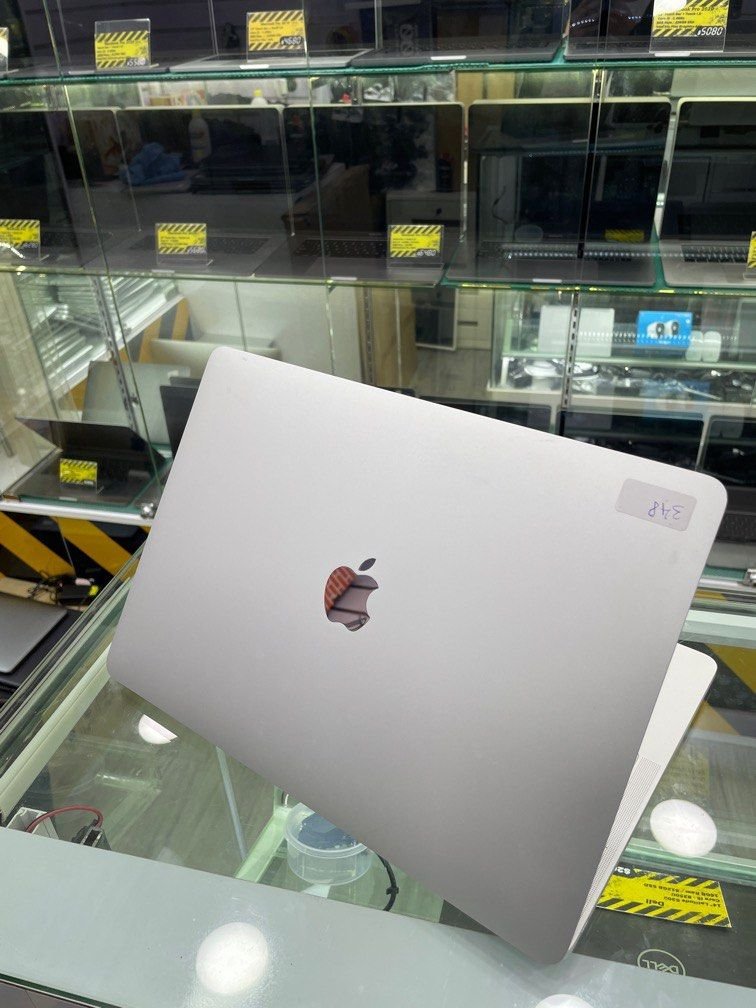 MacBook Pro 2017 13吋 128GB，可分期付款 2