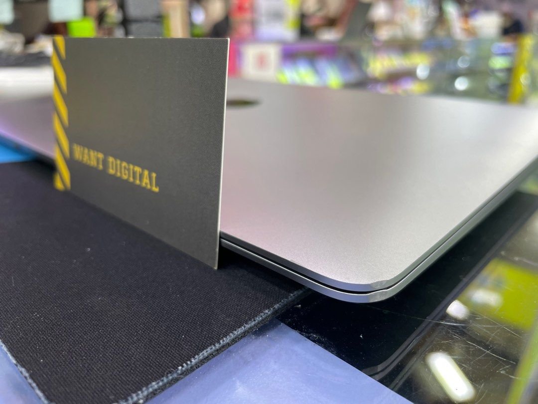 MacBook Air 13.3 i3 2020 5