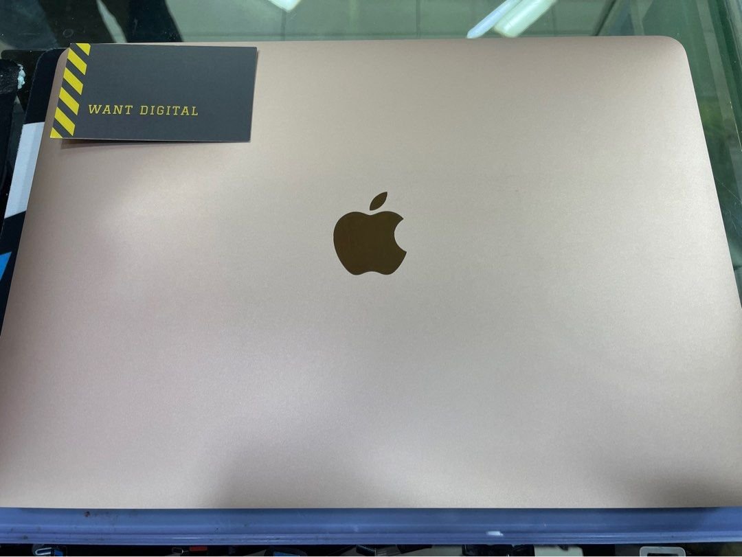 MacBook Air 2020 i5 3