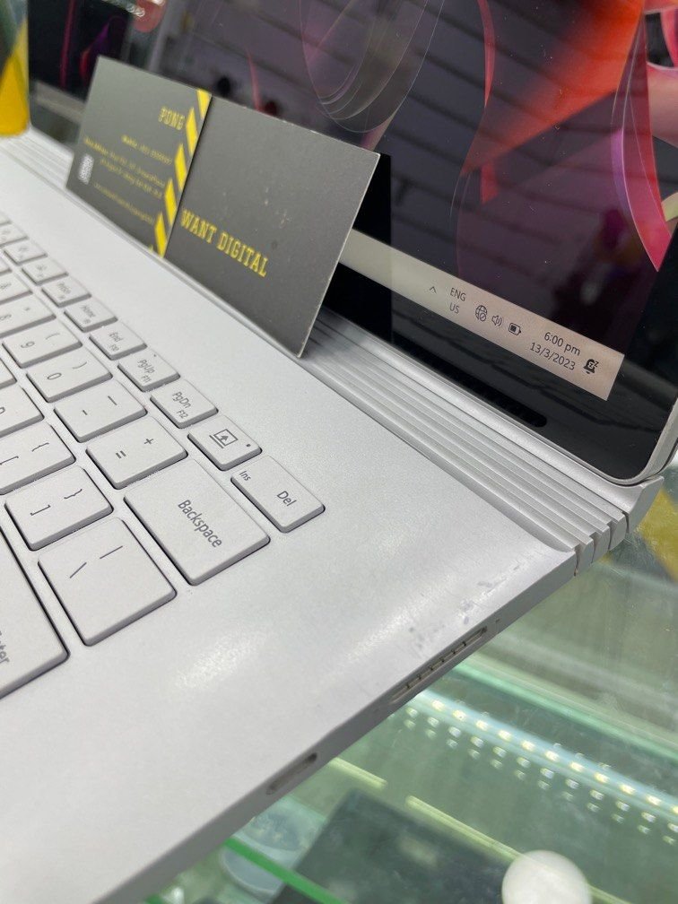 Surface book 2 15吋 i7 16GB 512GB GTX 10605