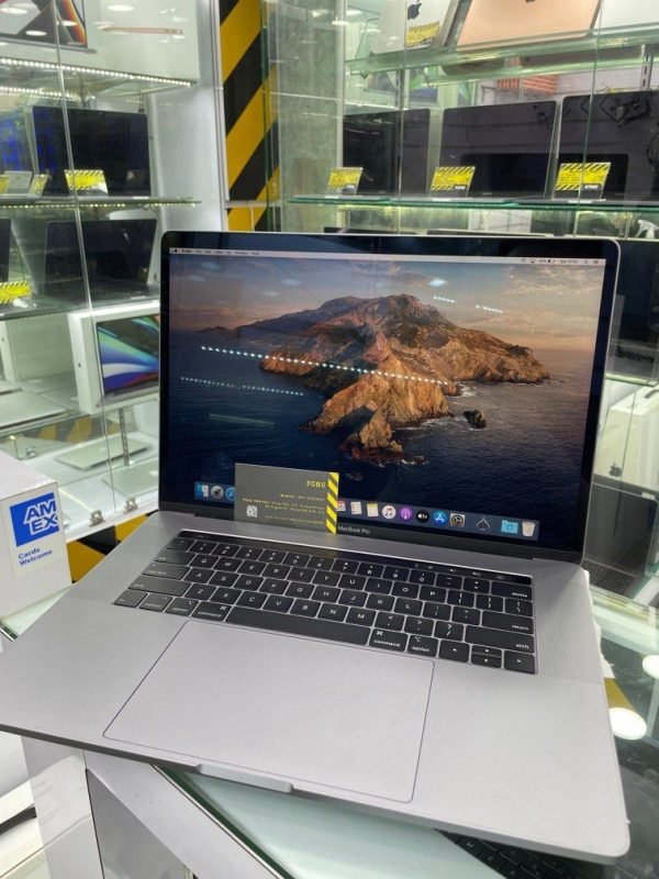 MacBook Pro 15 2018 256GB 已換新電池 1