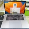 MacBook Pro 2018 i9 Vega 1