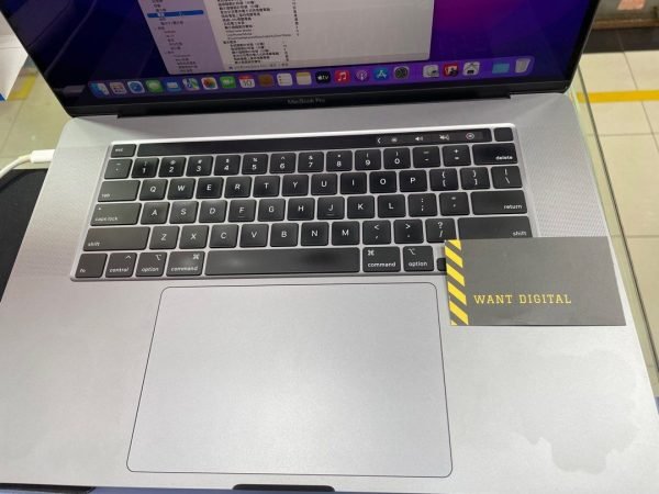 歡迎使用消費劵 95 New MacBook Pro 16 2019 i7165125