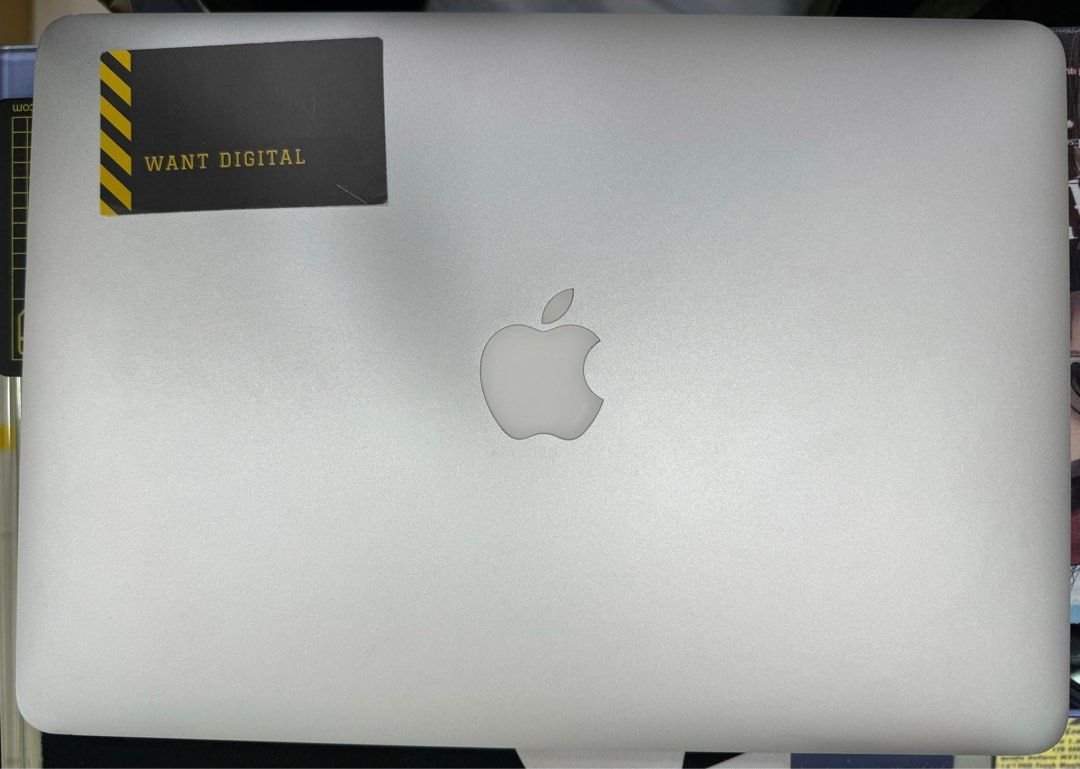 macbook air 133 2015 i58128 1708162359 b64a4113 progressive