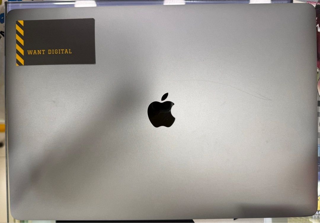 macbook pro 15 2019 i924ghz321 1713088725 10422e33 progressive